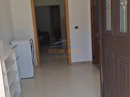 Tirane, jepet me qera apartament 1+1 Kati 1, 70 m² 350 € 