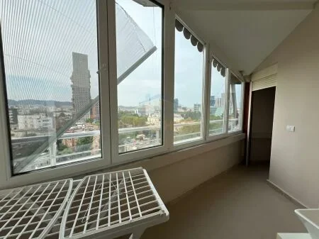 Tirane, jepet me qera apartament 1+1 Kati 9, 70 m² 700 € 
