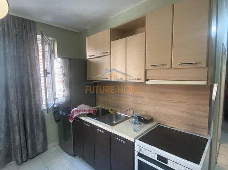Tirane, jepet me qera apartament 2+1 Kati 2, 80 m² 550 € 