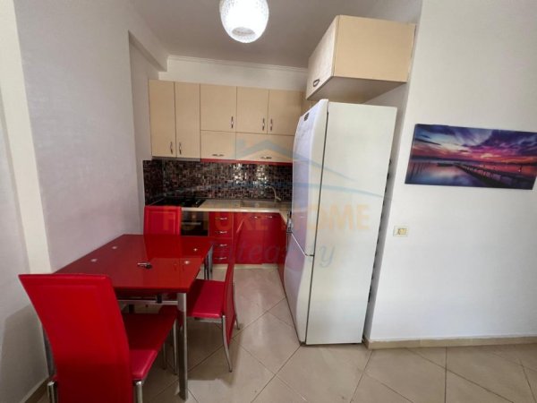 Tirane, shes apartament 1+1+Ballkon Kati 8, 62 m² 98.000 € (Astir, Unaza e Re)