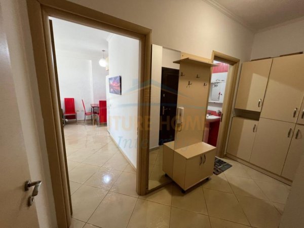Tirane, shes apartament 1+1+Ballkon Kati 8, 62 m² 98.000 € (Astir, Unaza e Re)