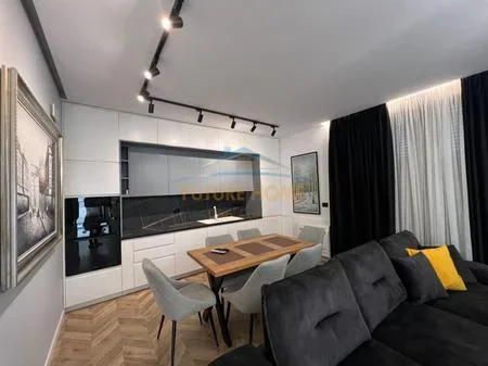 Tirane, jepet me qera apartament 2+1 Kati 3, 96 m² 1.500 € 