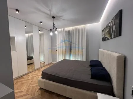 Tirane, jepet me qera apartament 2+1 Kati 3, 96 m² 1.500 € 