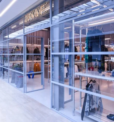 Tirane, shitet dyqan Kati 0, 65 m² 420.000 € (STACIONI TRENIT)