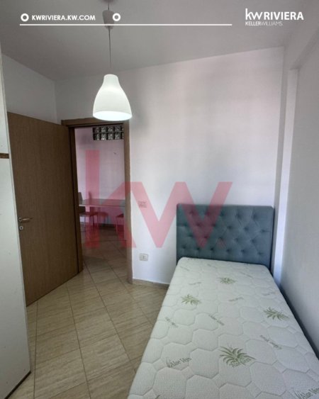 Durres, jap me qera apartament 2+1 , 80 m² 400 € (Prane Poliklinikes Durres)