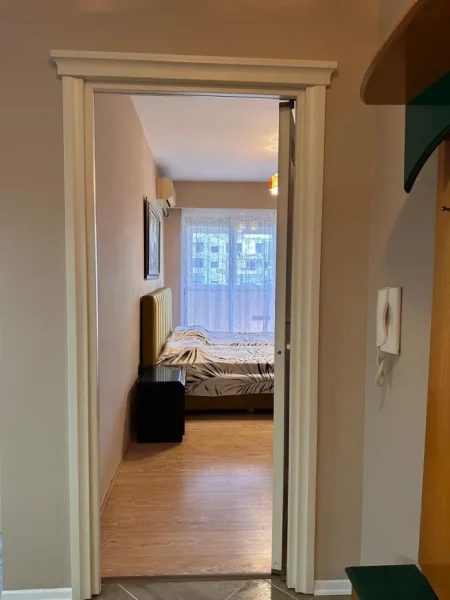 Tirane, jepet me qera 2+1+Ballkon Kati 2, 85 m² 650 € (Bill klinton)