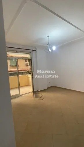 Tirane, jepet me qera apartament 2+1 Kati 2, 95 m² 650 € (Pazari i Ri)
