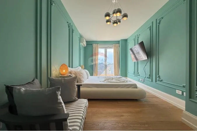 Tirane, shitet apartament+verande | Penthouse 3+1+Aneks+Ballkon Kati 8, 293 m² 990.000 € (rruga budi)