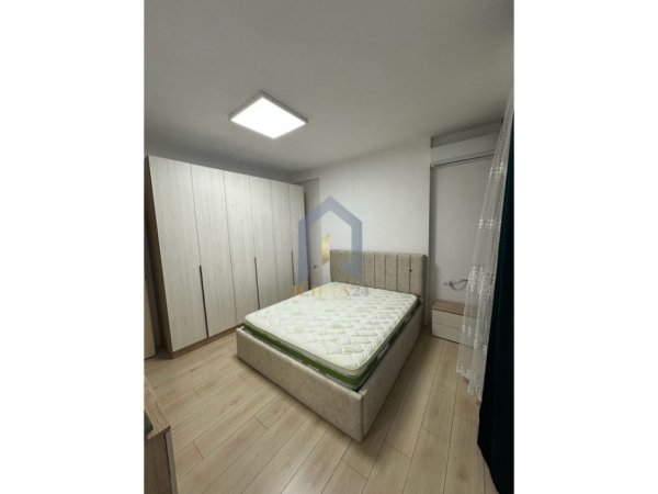 Tirane, jap me qera apartament 2+1+Ballkon Kati 7, 110 m² 650 € (Ish Fusha e Aviacionit)