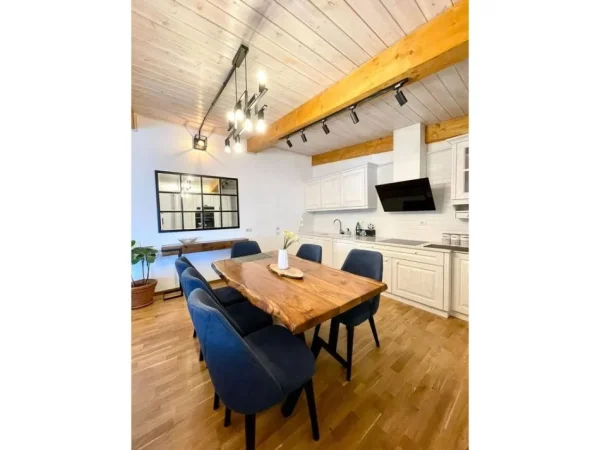 Tirane, shitet apartament 2+1 Kati 9, 144 m² 350.000 € 