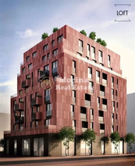 Tirane, jepet me qera ambjent biznesi Kati 2, 56 m² (Pazari i Ri)
