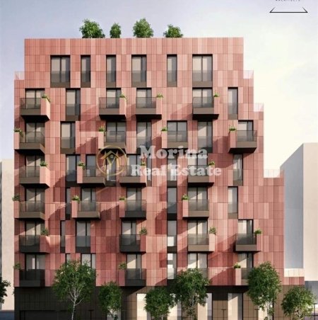 Tirane, jepet me qera ambjent biznesi Kati 2, 56 m² (Pazari i Ri)