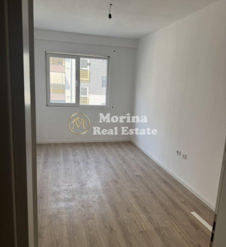 Tirane, shitet apartament 1+1 Kati 5, 76 m² 123.000 € (Laprake)