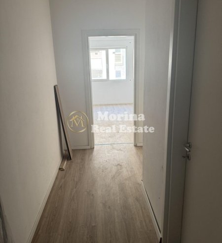 Tirane, shitet apartament 1+1 Kati 5, 76 m² 123.000 € (Laprake)