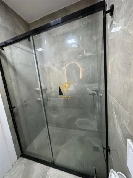 Tirane, jepet me qera apartament 2+1+Ballkon Kati 4, 98 m² 1.200 € (CASA ITALIA)