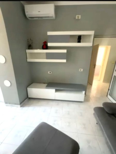 JEPET ME QERA APARTAMENTI 2+1 NE VASIL SHANTO, Kati 3, 90 m² 500 €uro