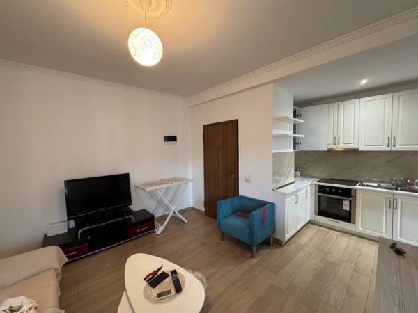 Tirane, jepet me qera apartament 2+1 Kati 6, 65 m² 600 € (Don Bosko)