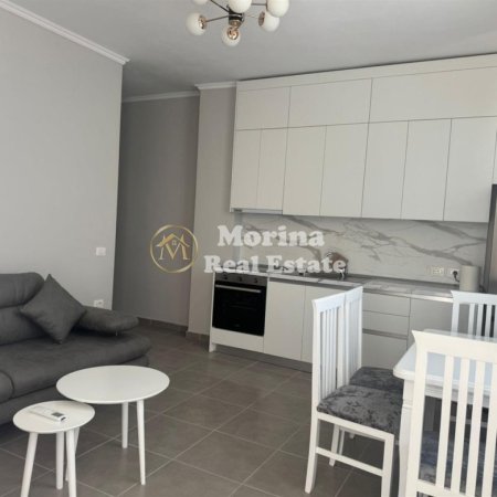 Tirane, jepet me qera apartament 1+1 Kati 3, 70 m² 400 € (Astir)