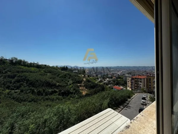 Tirane, shitet apartament 2+1 Kati 4, 124 m² 124.000 € (Fresk)
