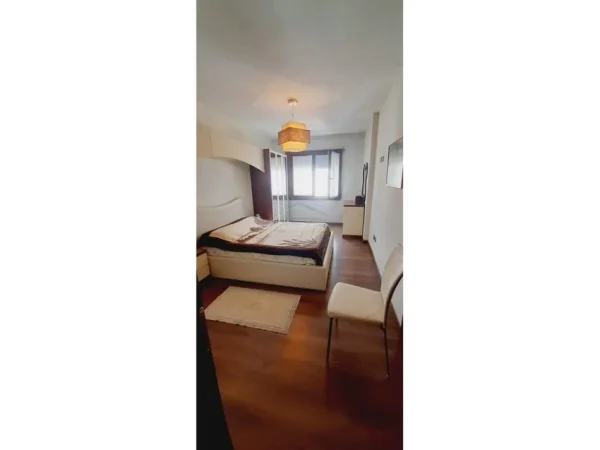Tirane, shitet apartament 2+1 Kati 8, 88 m² 157.000 € 