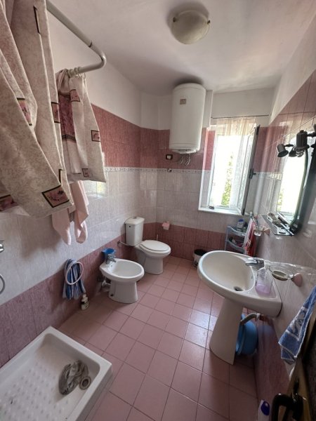 Tirane, jepet me qera apartament 2+1 Kati 5, 90 m² 500 € (Don Bosko perballe Harry Fultz)