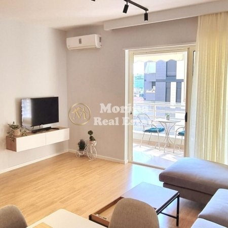 Tirane, jepet me qera apartament 1+1 Kati 7, 65 m² 650 € (Kompleksi Panorama)