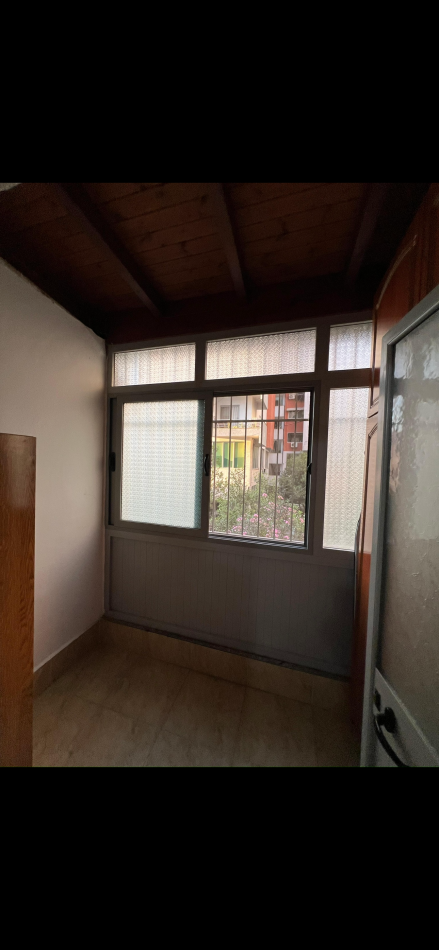 Tirane, jepet me qera 1+1+Ballkon Kati 1, 1 m² 400 € (NELA 5,ASTIR)