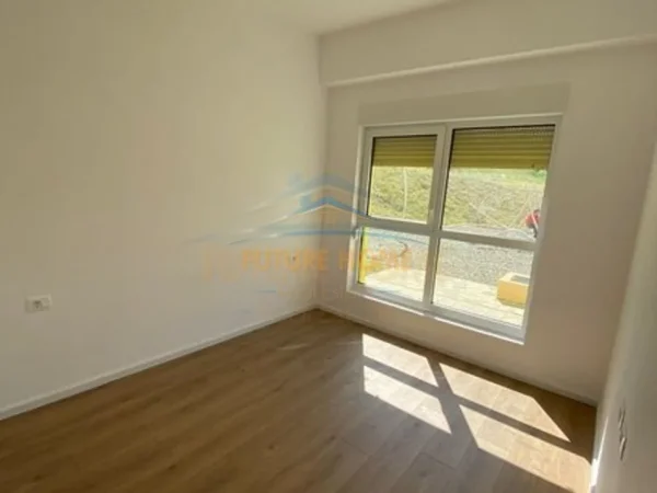 Shitet, Apartament 2+1+2, Rezidenca Kaimi, Alidemi, Tiranë. AREA40849
