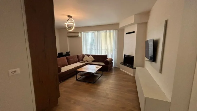 Tirane, jepet me qera apartament 2+1+Aneks+Ballkon Kati 6, 180 m² 650 € (5 maji)