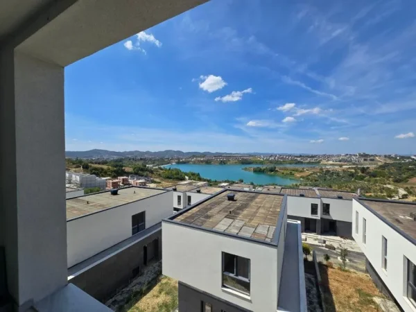 Tirane, shitet apartament 2+1 Kati 3, 112 m² 224.000 € (Liqeni i Farkes)