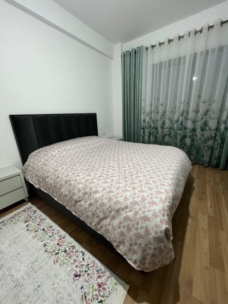 Tirane, jepet me qera apartament 1+1+Ballkon Kati 9, 74 m² 550 € (rruga Feizi Hizmo,)