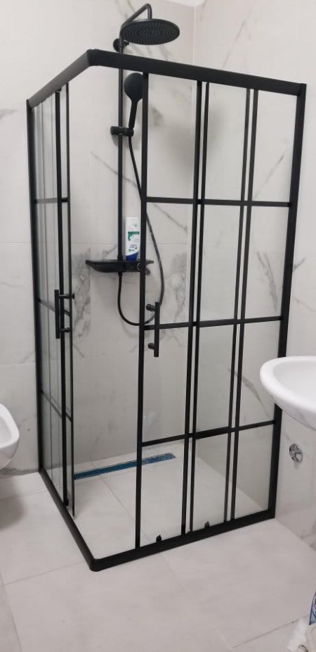 Tirane, jepet me qera apartament 1+1+Ballkon Kati 9, 74 m² 550 € (rruga Feizi Hizmo,)