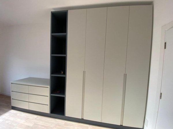 Tirane, jepet me qera apartament 1+1+Ballkon Kati 9, 74 m² 550 € (rruga Feizi Hizmo,)