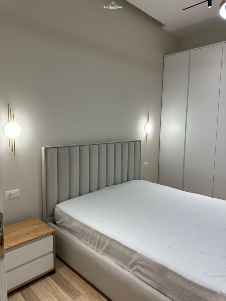 Tirane, jepet me qera apartament 2+1 Kati 1, 90 m² 600 € (don bosko)