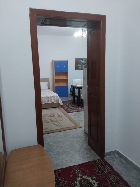 Tirane, shes, garsonier ($43 m2) me verande (25 m2) Kati 1, Rruga e Dibres, 70 000 euro