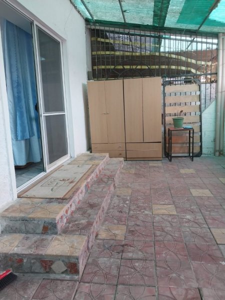 Tirane, shes, garsonier ($43 m2) me verande (25 m2) Kati 1, Rruga e Dibres, 70 000 euro