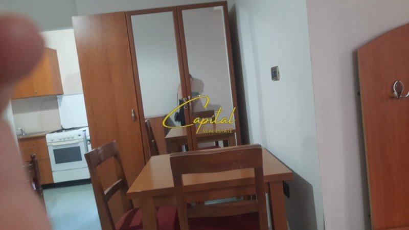 Tirane, jepet me qera garsonier 1+1 Kati 1, 30 m² 350 € (RRUGA E BOGDANEVE)