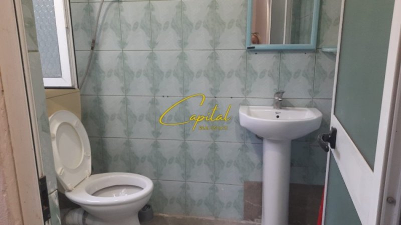 Tirane, jepet me qera garsonier 1+1 Kati 1, 30 m² 350 € (RRUGA E BOGDANEVE)