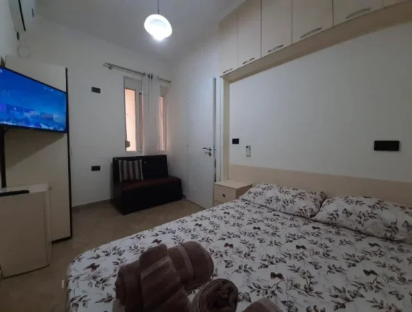Tirane, jepet me qera apartament 1+1 Kati 2, 47 m² 450 € 