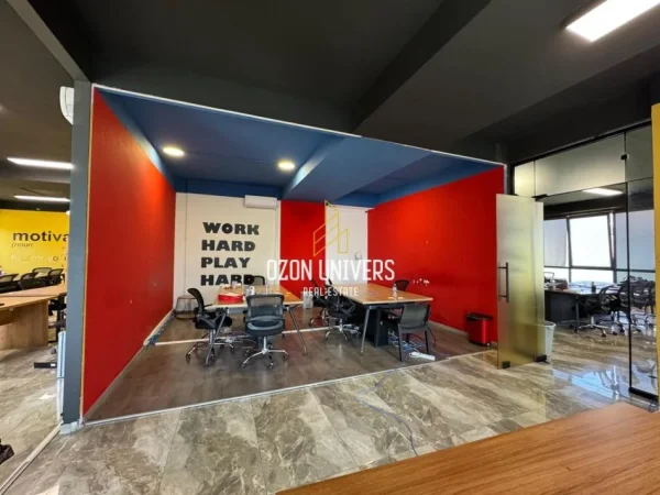 Tirane, jepet me qera ambjent biznesi Kati 2, 400 m² 4.000 € (Astir)