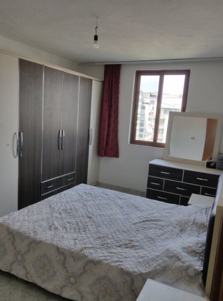 Tirane, jepet me qera apartament 1+1+Ballkon Kati 2, 45 m² 330 € (QYTET STUDENTI)