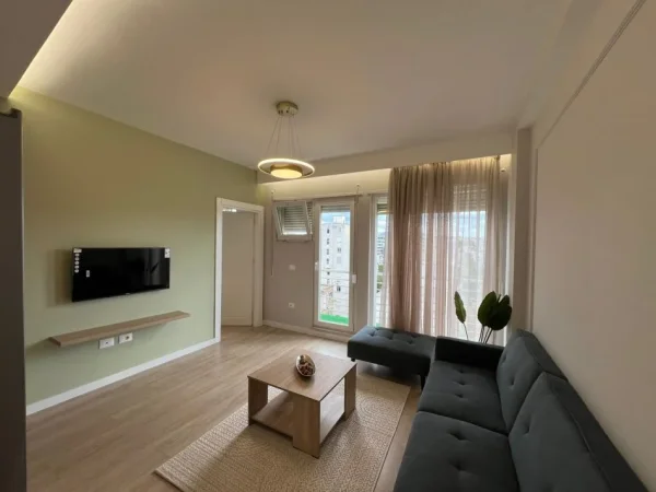 Tirane, shitet apartament 1+1 Kati 8, 50 m² 133.000 € (Rruga General Rrahman Parllaku)