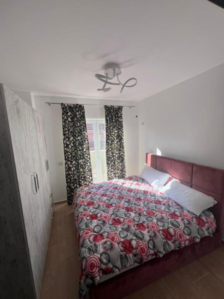 Tirane, shitet apartament 2+1+Aneks+Ballkon Kati 6, 122 m² 199.000 € (Porcelan)