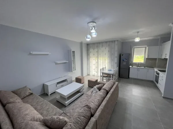 Tirane, shitet apartament 1+1 Kati 8, 66 m² 95.700 € (Ali Demi)