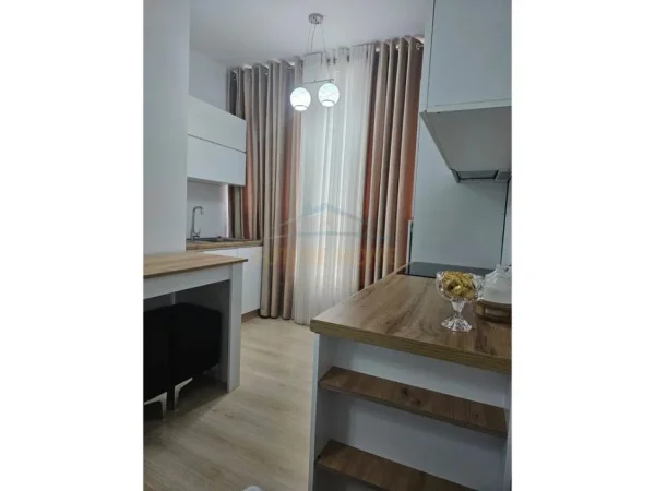 Tirane, jepet me qera apartament 2+1 Kati 3, 90 m² 450 € (KOMPLEKSI FRATARI)