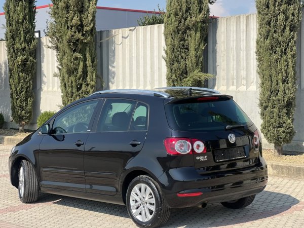VW GOLF VI PLUS 1.6 NAFTE 👉 2013 👈 kambio AUTOMATIKE - STYLE - 7.400 €