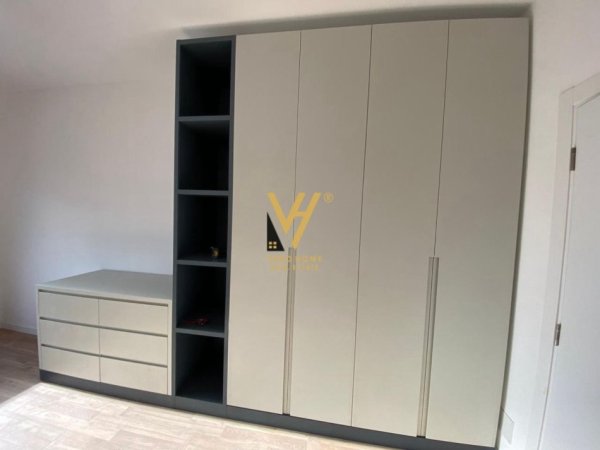 Tirane, jepet me qera apartament 1+1+Ballkon Kati 9, 70 m² 550 € (UNAZA E RE)