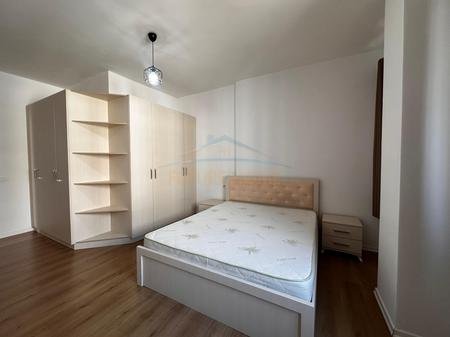 Tirane, jepet me qera apartament 2+1 Kati 5, 135 m² 650 € 