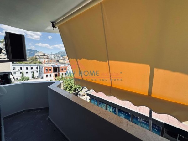 Tirane, shitet apartament 1+1+Ballkon Kati 5, 107 m² 268.000 € (Rruga Mine Peza)
