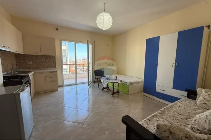 Tirane, shitet apartament 1+1+Ballkon , 81 m² 110.500 € 
